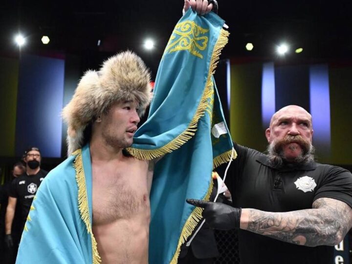 Шавкат Рахмонов UFC-дің үздік спортшысын мерзімінен бұрын жеңді