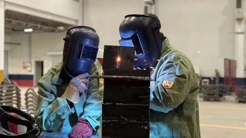 Жұмысшы мамандықтар – экономиканың тірегі