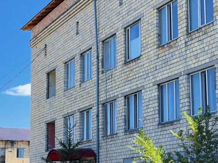КӨПБЕЙІНДІ ОРТАЛЫҚ АУРУХАНАҒА КҮРДЕЛІ ЖӨНДЕУ ЖҰМЫСТАРЫ ЖАСАЛУДА