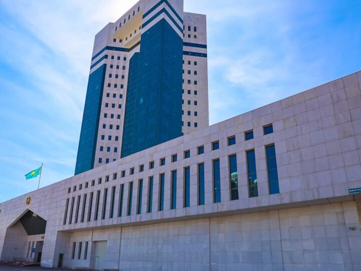 2024 жылғы Президент Жолдауын жүзеге асыру: Жүйелі реформалар еліміздегі медициналық көмек көрсету сапасы мен қолжетімділігін қалай арттыруда