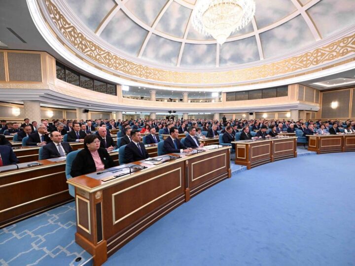 Президент: «Салықтан түскен әр теңге халықтың игілігіне жұмсалуға тиіс»