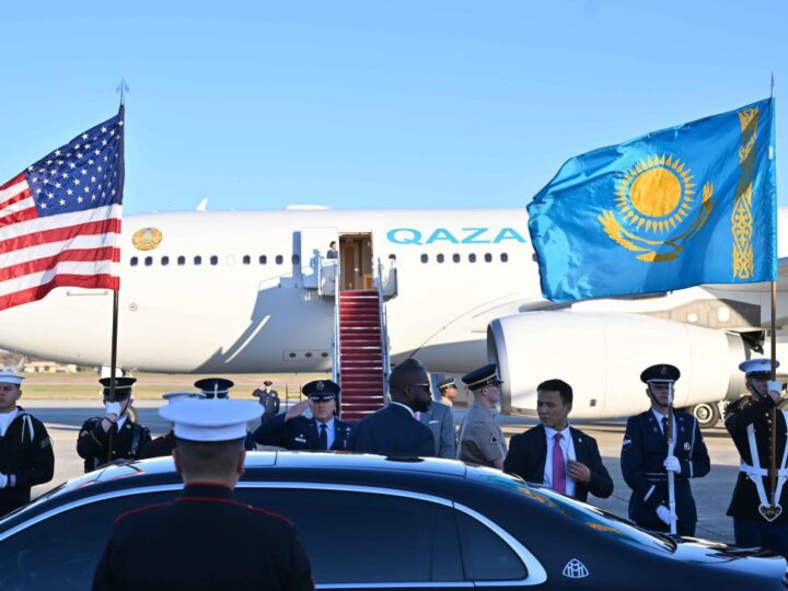 Қазақстан Президенті Вашингтонға сапармен барды