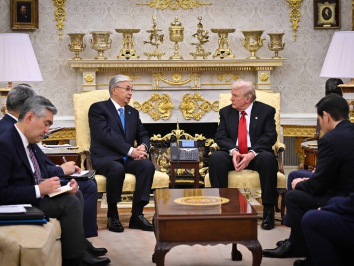 Ақ үйдегі кездесу