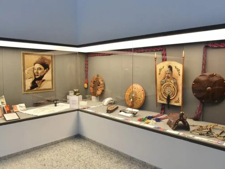 Тарихи деректерді қазіргі саясаттың мүддесіне пайдалануға болмайды — Президент