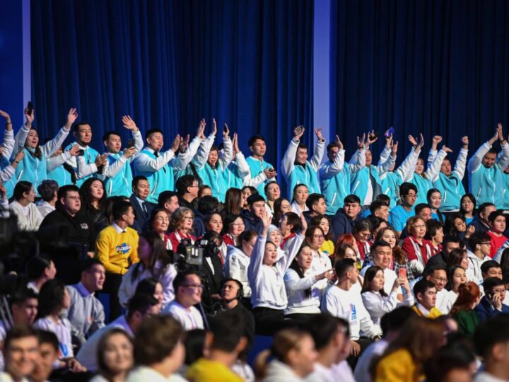 Мемлекет басшысының қатысуымен Халықаралық волонтерлер жылының ашылу салтанаты өтті