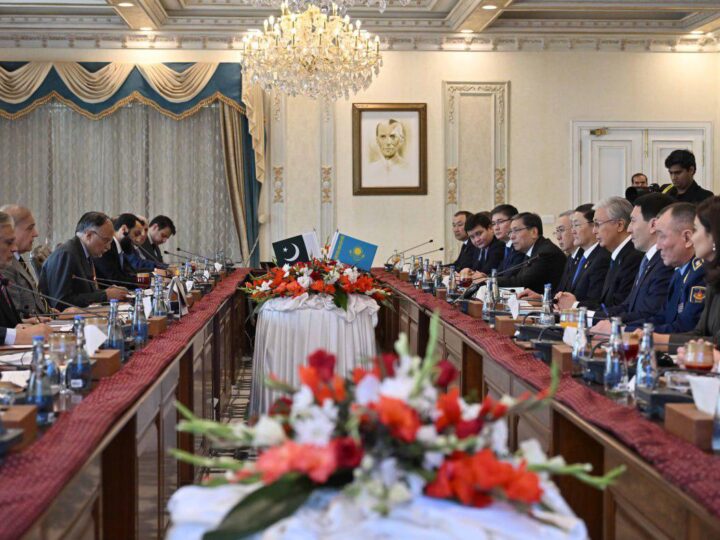 🇰🇿🇵🇰Мемлекет басшысы Пәкістан Премьер-министрі Шахбаз Шарифпен келіссөз жүргізді