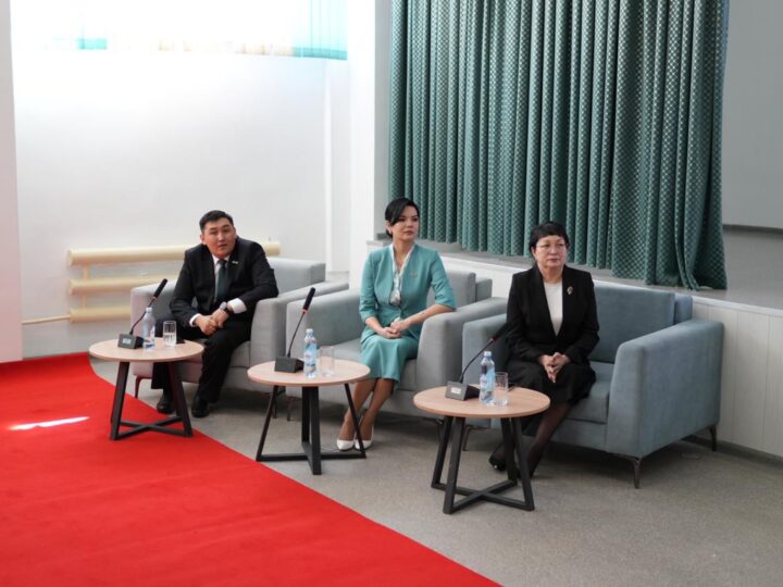 Жезқазғанда «Адал азамат: ауыл мектебінің келешегі» атты республикалық семинар-тренинг ұйымдастырылды.   