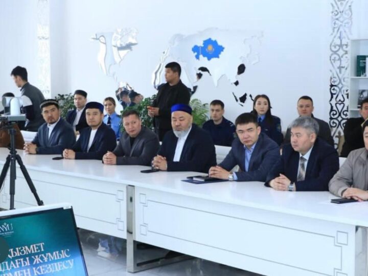 Болашақ дін мамандарымен кездесу:  жұмыс мүмкіндіктері түсіндірілді