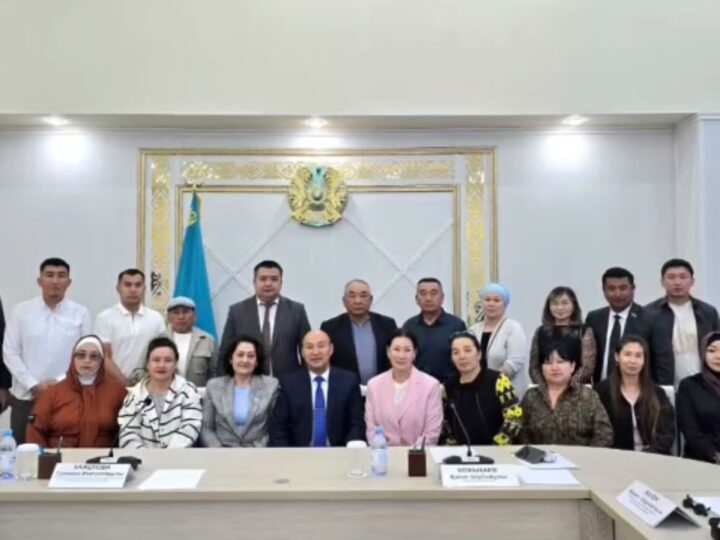 Ұлытау облысы Кәсіпкерлер палатасы басшылығының жұмыс жоспарына сәйкес, кәсіпкерлердің мәселелерін тікелей өздерінен естіп, жергілікті атқарушы органдармен бірлесіп, оларды шешу жолдарын табу үшін аудандарға жылына екі рет жұмыс сапарымен барады.